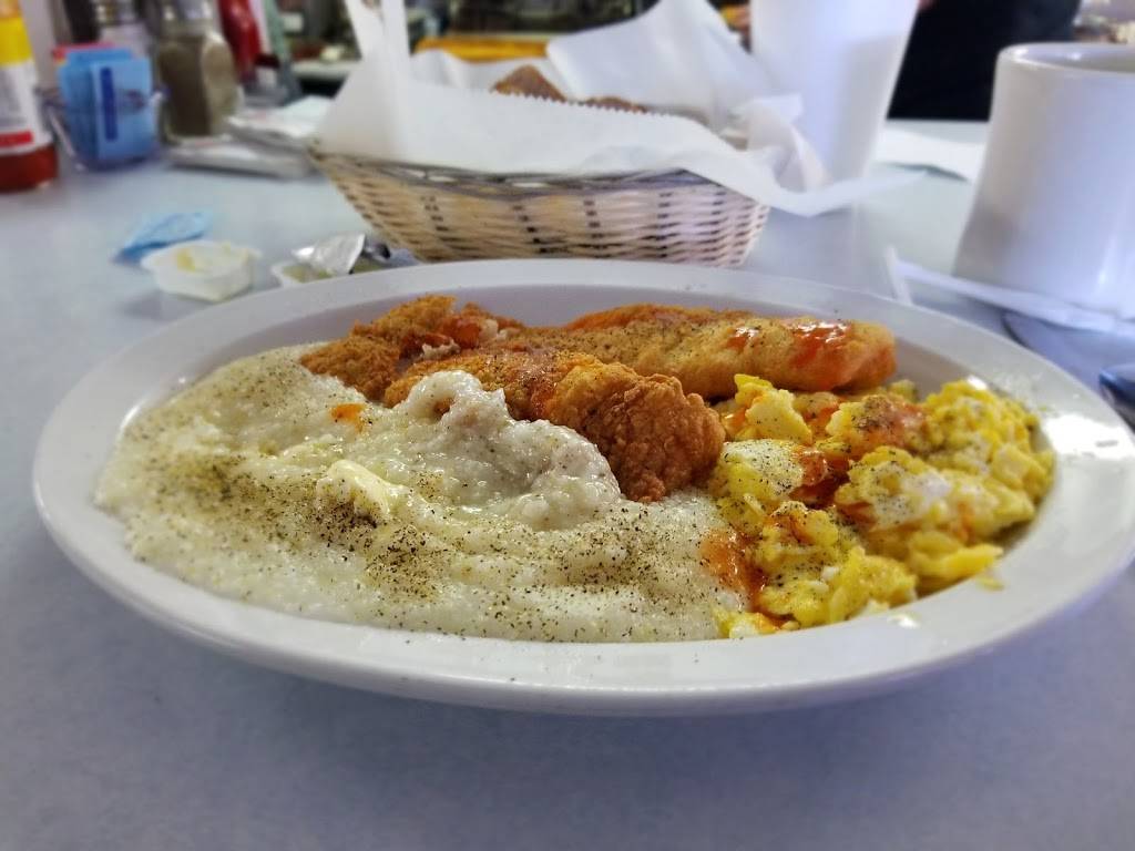 Reds Grill | restaurant | 1101 E Main St, Rock Hill, SC 29730, USA | 8033244477 OR +1 803-324-4477