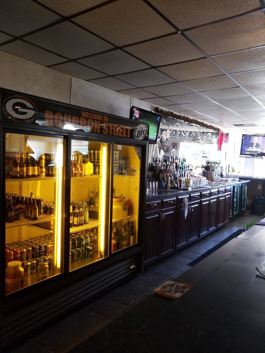 Bourbon Street Bar | restaurant | 821 S Broadway, Green Bay, WI 54304, USA | 9204329739 OR +1 920-432-9739