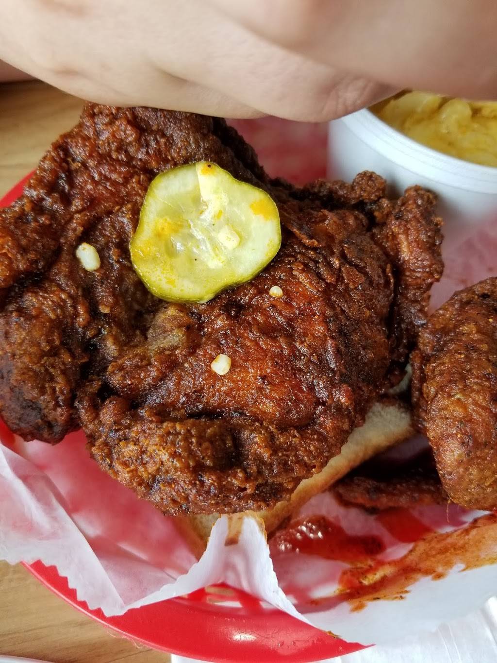 Eugenes Hot Chicken | restaurant | 2268 9th Ave N, Birmingham, AL 35203, USA | 2053227555 OR +1 205-322-7555