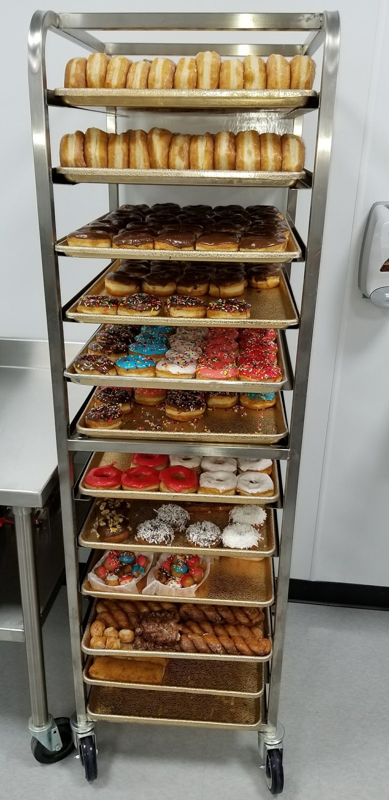 Shipley Do-Nuts | cafe | 1433 FM 1463, Katy, TX 77494, USA | 2815742770 OR +1 281-574-2770