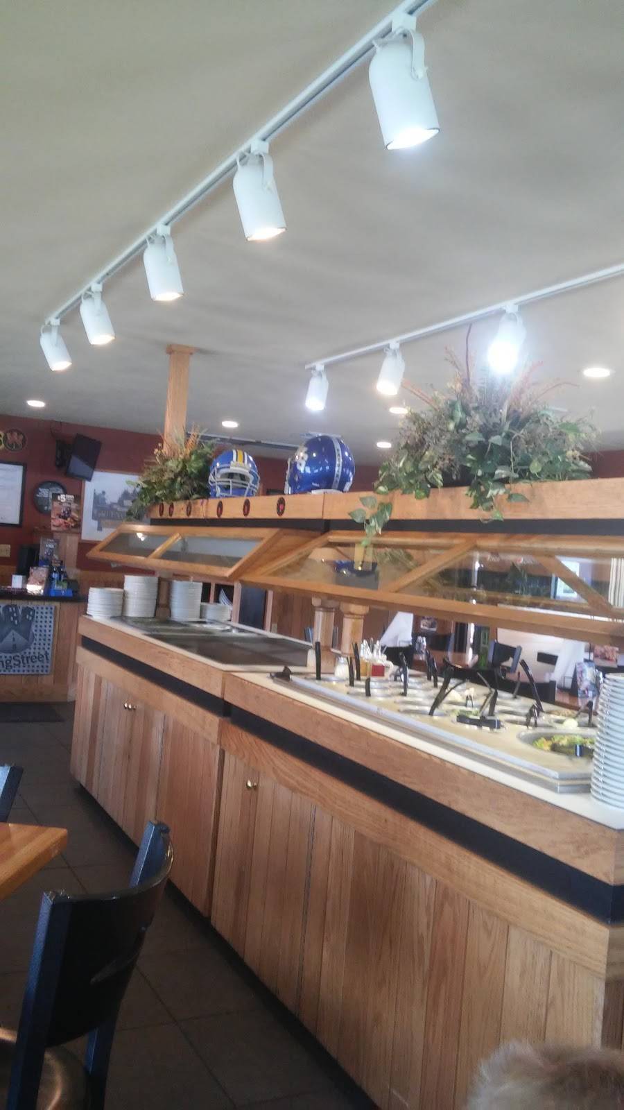 Pizza Hut | meal takeaway | 26 Hadley Rd, Greenville, PA 16125, USA | 7245884442 OR +1 724-588-4442