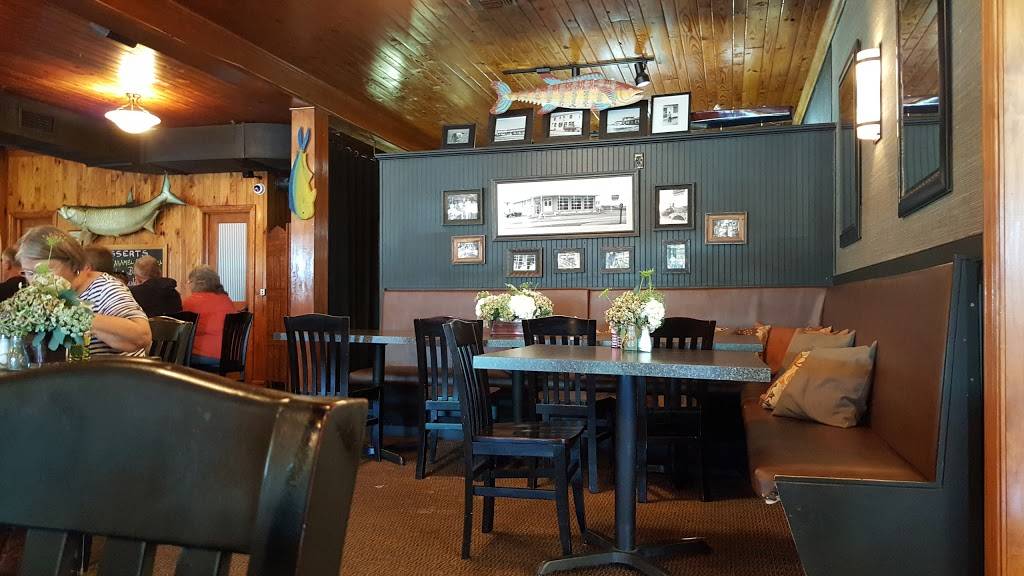 Beach Shop & Grill | restaurant | 701 S Anderson Blvd, Topsail Beach, NC 28445, USA | 9103286501 OR +1 910-328-6501