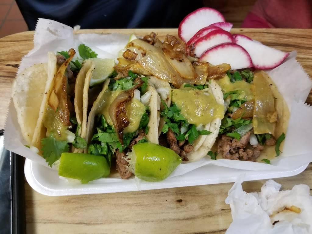 Chiva Coco Restaurante | restaurant | 148 W Foothill Blvd, Rialto, CA 92376, USA | 9092156661 OR +1 909-215-6661