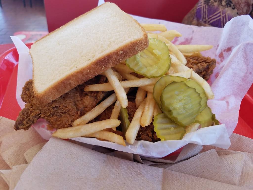 Halls Honey-Fried Chicken | restaurant | 301 W Camp Wisdom Rd, Duncanville, TX 75116, USA | 2142382255 OR +1 214-238-2255