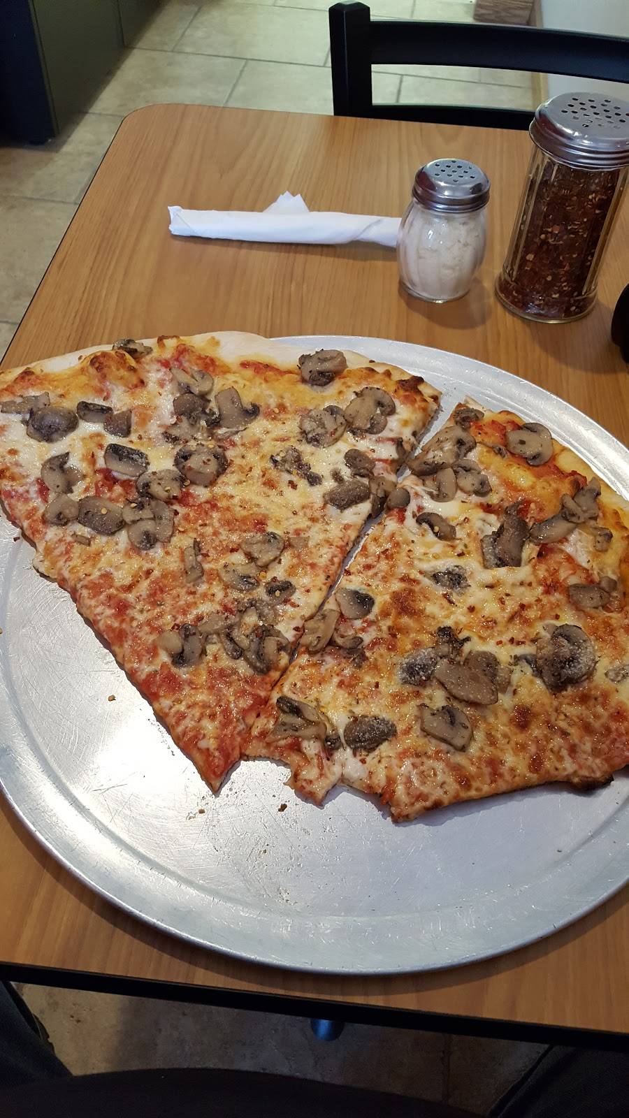 Schianos | restaurant | 948 Gateway Commons Cir, Wake Forest, NC 27587, USA | 9192632116 OR +1 919-263-2116