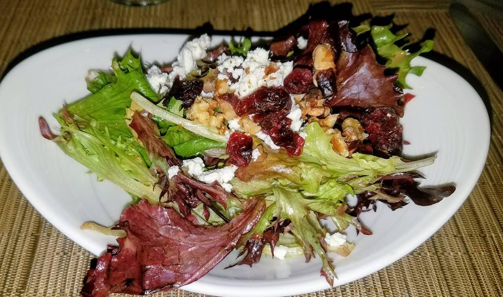 Ken Stewarts Tre Belle | restaurant | 1911 N Cleveland Massillon Rd, Akron, OH 44333, USA | 3306669990 OR +1 330-666-9990