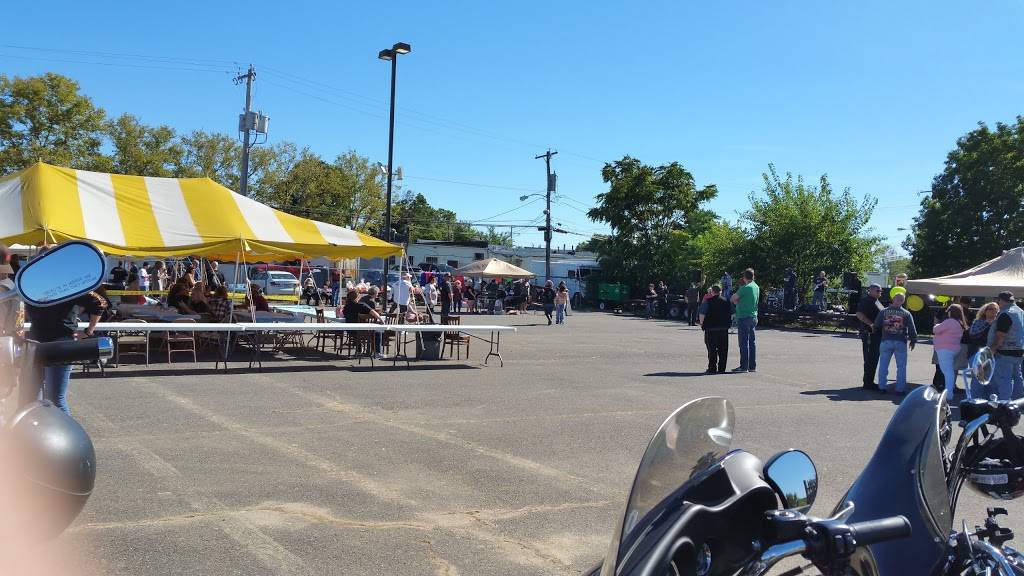 Hurricane Jacks | restaurant | 7759 New Falls Rd, Levittown, PA 19055, USA | 2679144517 OR +1 267-914-4517