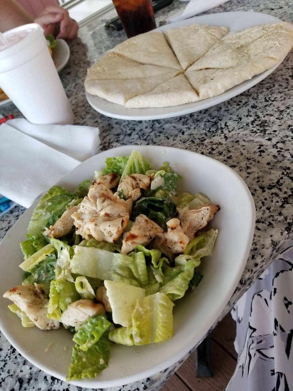 Edgewater Grille | restaurant | 1 E Water St, Newburgh, IN 47630, USA | 8128582443 OR +1 812-858-2443