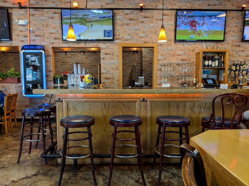 The Fish Grill | restaurant | 75 N Federal Hwy, Dania Beach, FL 33004, USA | 9542512361 OR +1 954-251-2361