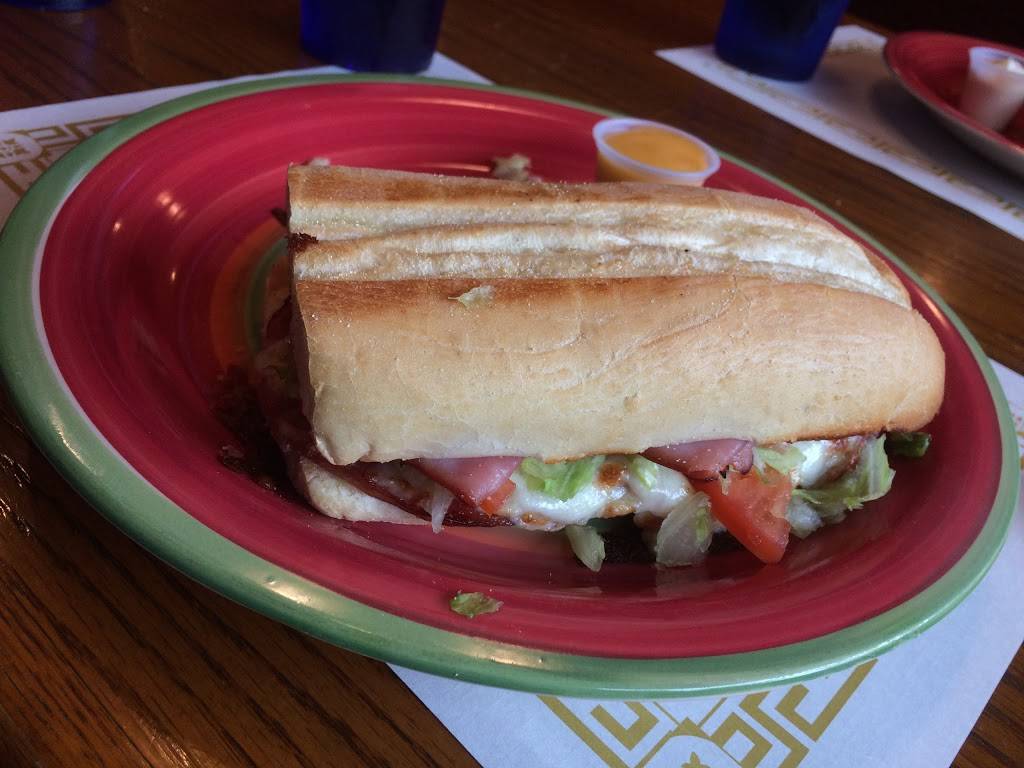 Foxs Pizza Den | restaurant | 144 N Broad St, Ridgway, PA 15853, USA | 8147762189 OR +1 814-776-2189