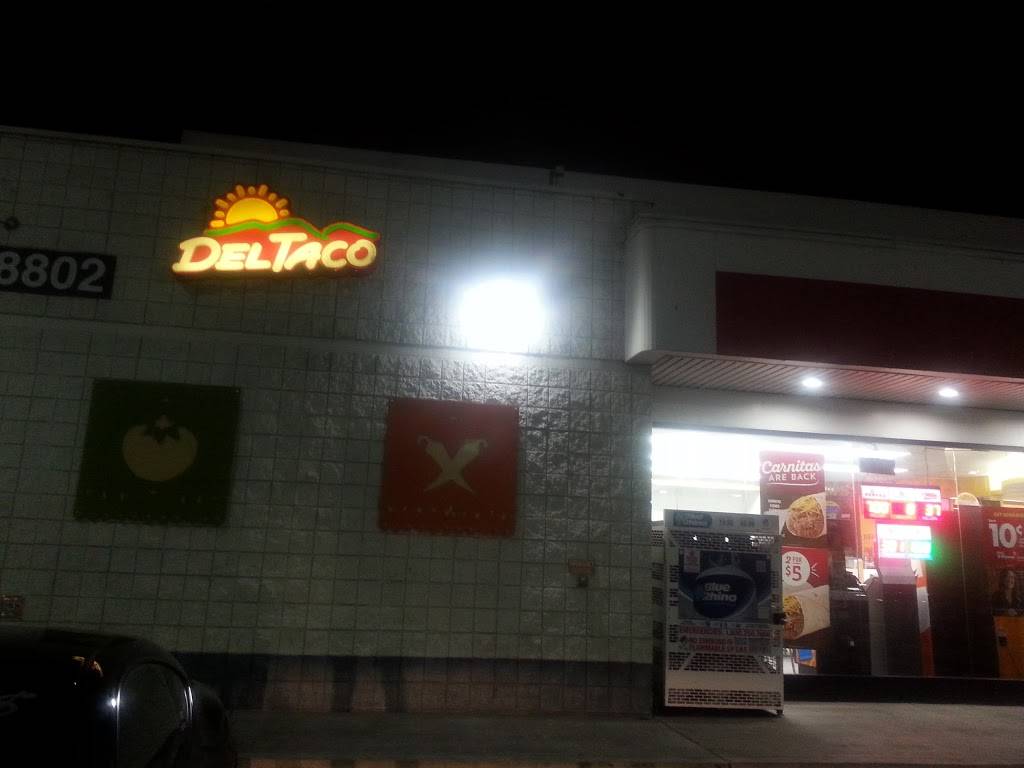 Del Taco | meal takeaway | 18801 Vía Princessa, Santa Clarita, CA 91351, USA | 6614240823 OR +1 661-424-0823