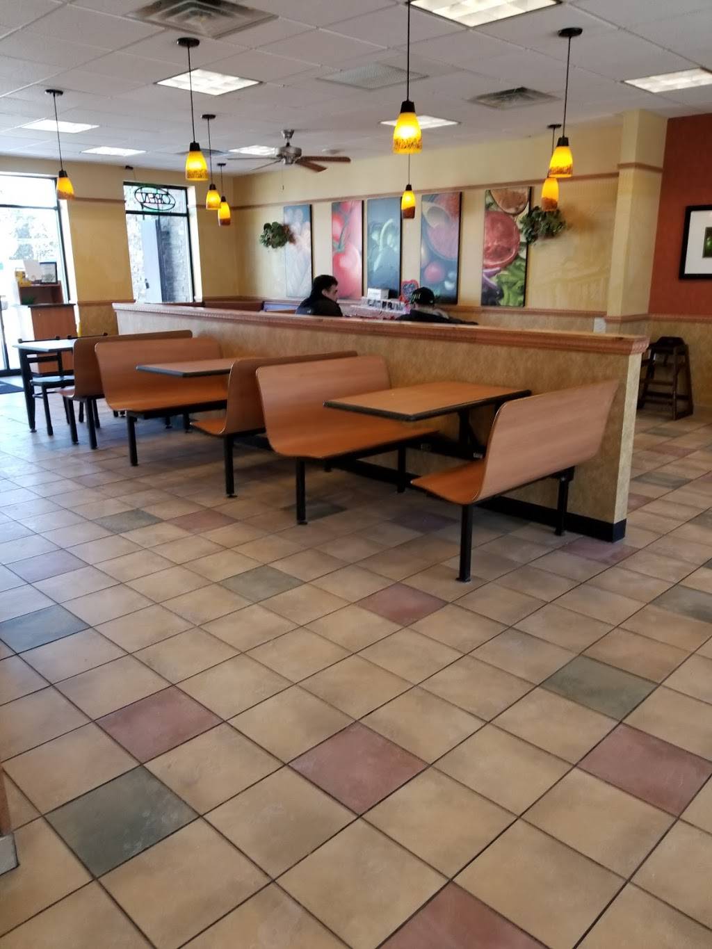 Subway | restaurant | 40058 Van Dyke Ave, Sterling Heights, MI 48313, USA | 5869394500 OR +1 586-939-4500