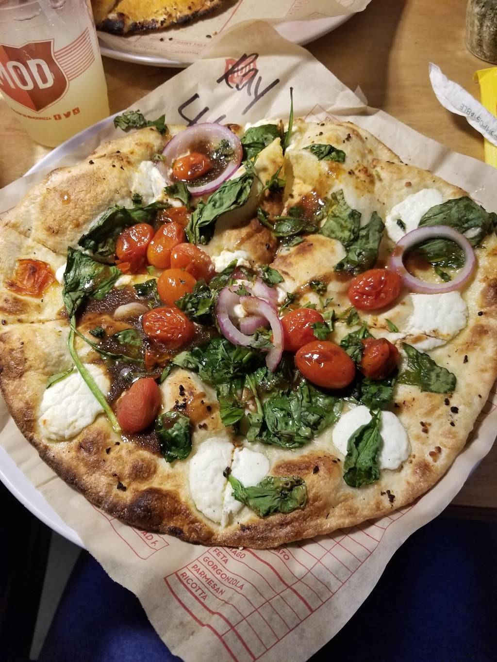 MOD Pizza | restaurant | BLOOMINGDALE COURT, 370 Army Trail Rd #410b, Bloomingdale, IL 60108, USA | 6305235296 OR +1 630-523-5296
