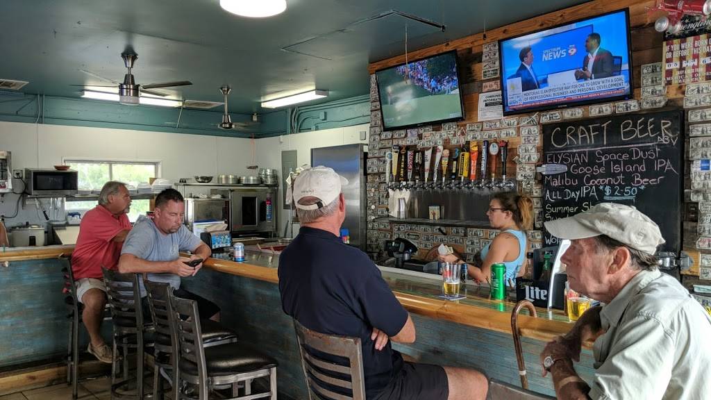 Ollies on the Beach | restaurant | 6438 Clark St, Hudson, FL 34667, USA | 7273788869 OR +1 727-378-8869