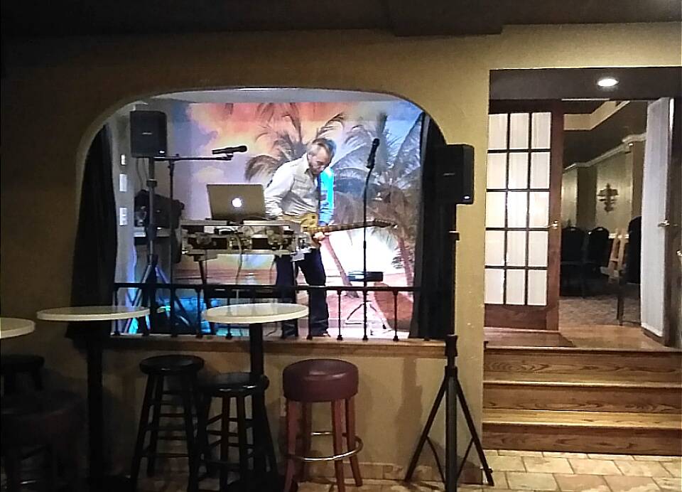 Dominics Hand Carved Roast Beef and Roast Pork | restaurant | 17 S Morton Ave, Morton, PA 19063, USA | 6106902400 OR +1 610-690-2400