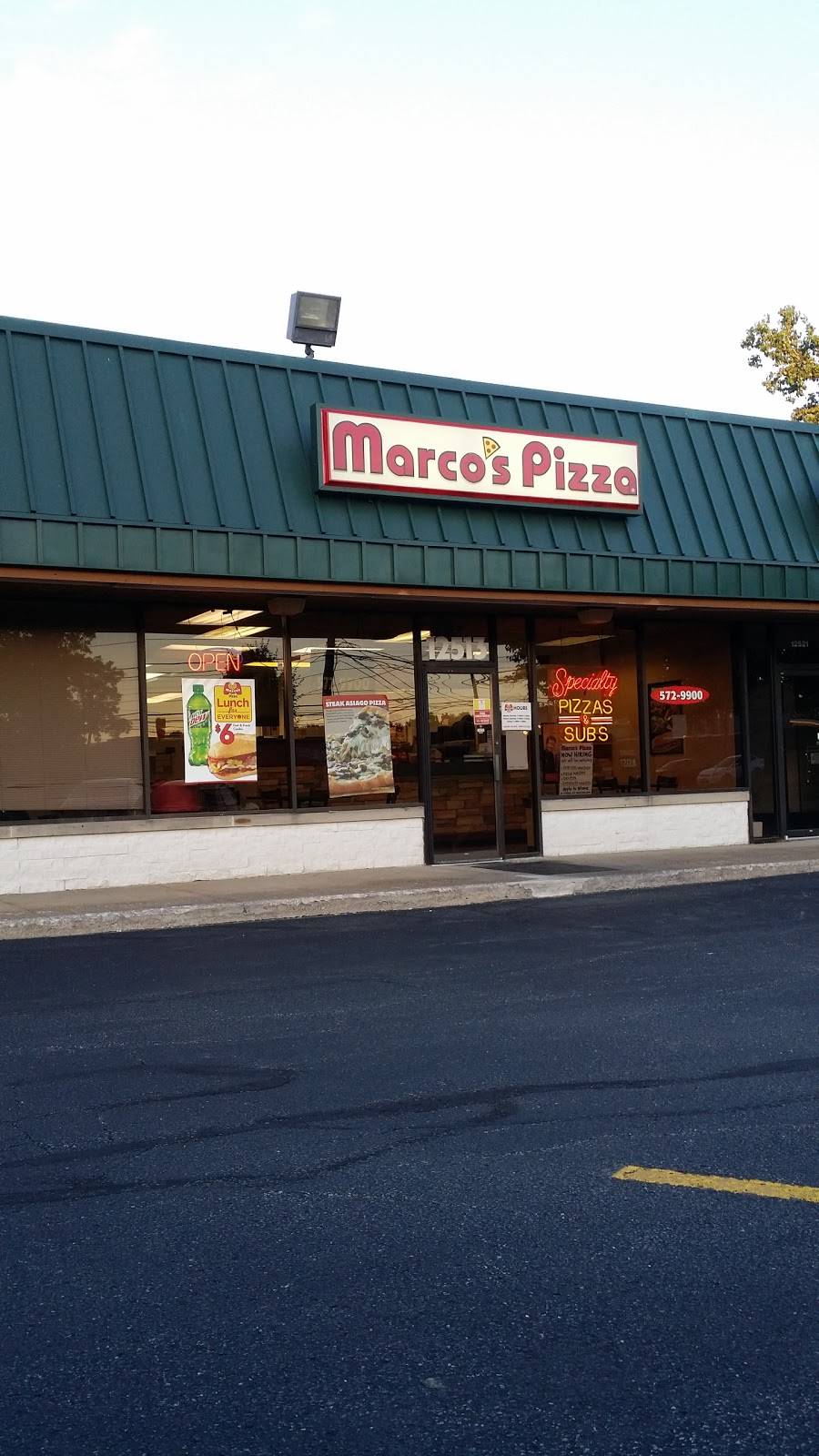 Marcos Pizza | meal delivery | 12513 Pearl Rd, Strongsville, OH 44136, USA | 4405729900 OR +1 440-572-9900