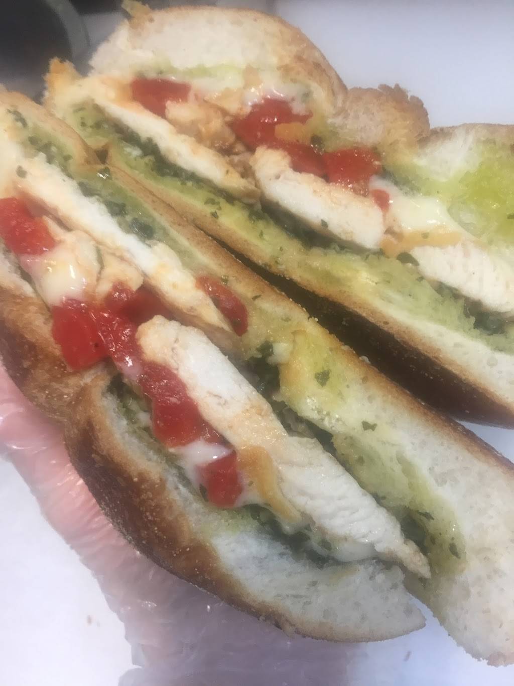 The bagel corner and cafè | bakery | 285 NY-211 #5, Middletown, NY 10940, USA | 8452394895 OR +1 845-239-4895