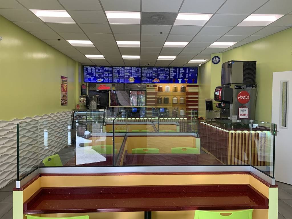 Shark’s Fish & Chicken | restaurant | 9900 k, Greenbelt Rd, Lanham, MD 20706, USA | 2407908255 OR +1 240-790-8255