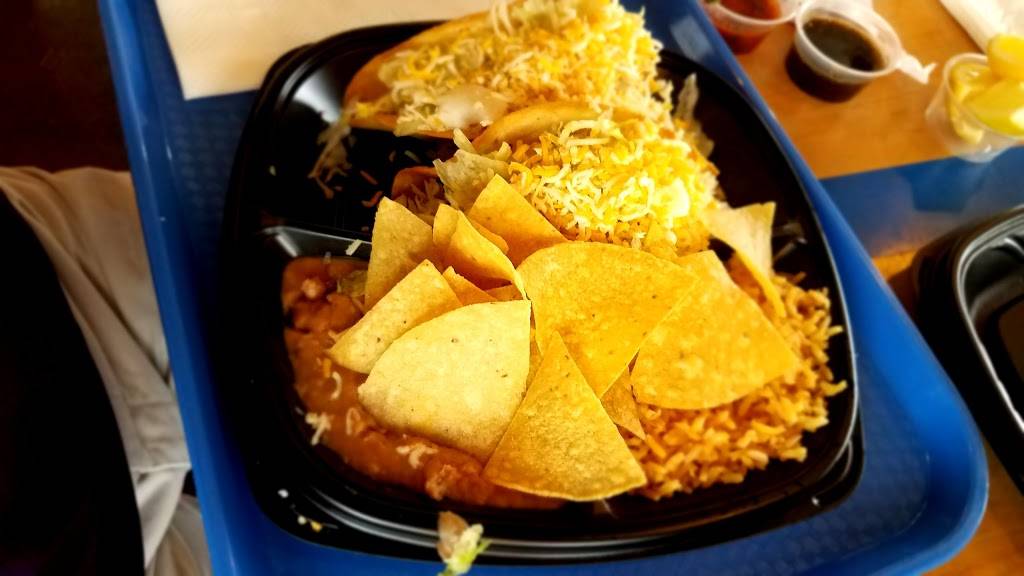Snapper Jacks Taco Shack | restaurant | 604 E Janss Rd, Thousand Oaks, CA 91360, USA | 8054949777 OR +1 805-494-9777