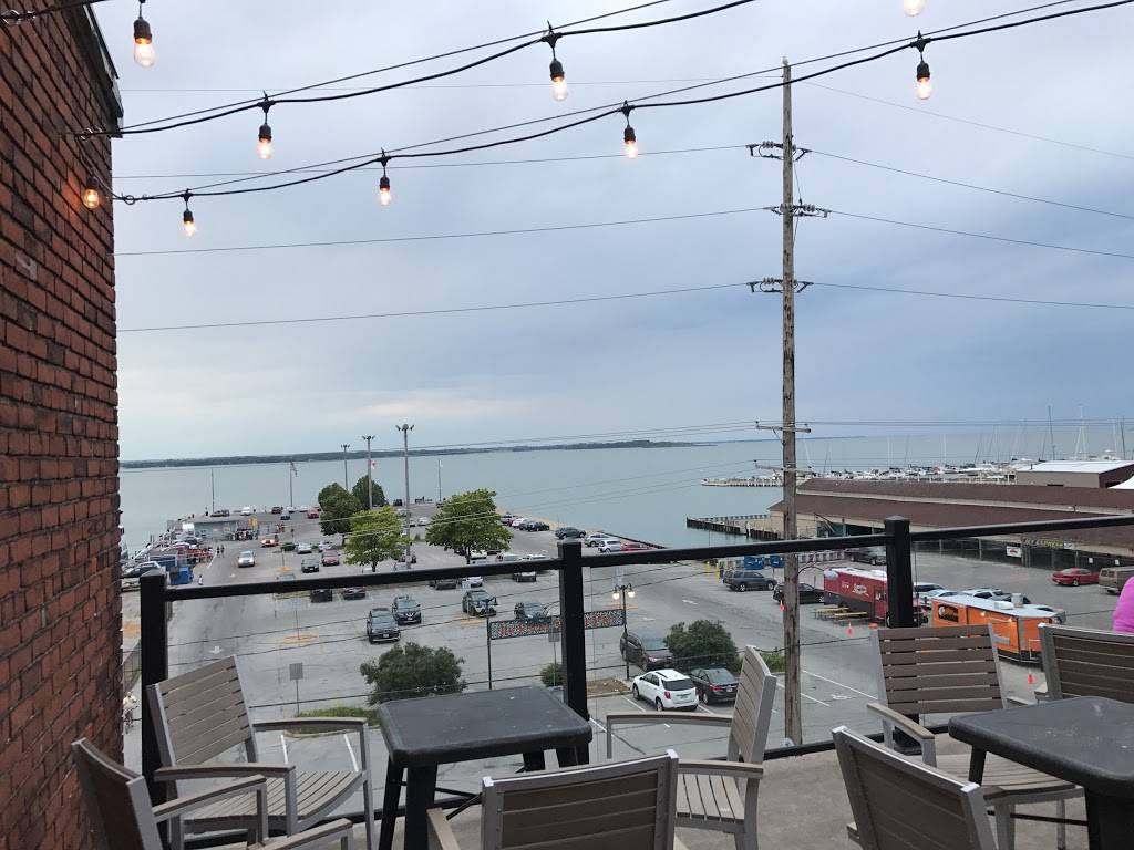 Moseleys Public House | restaurant | 217 E Water St, Sandusky, OH 44870, USA | 8443732223 OR +1 844-373-2223