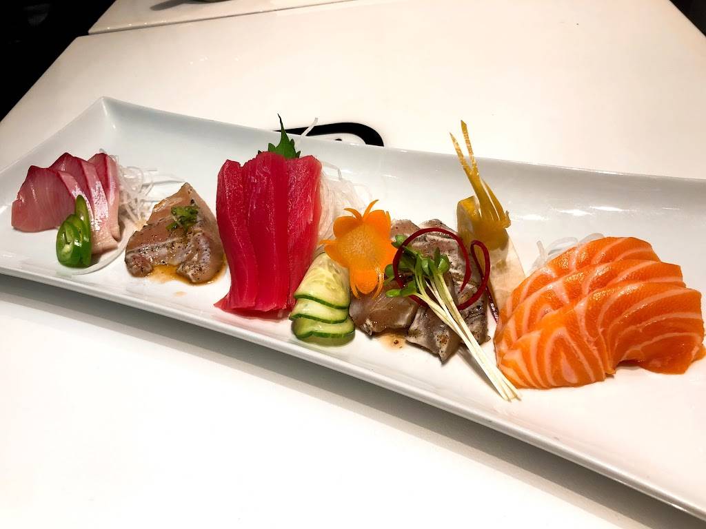 U Sushi & Grill | restaurant | 19881 Brookhurst St Suite #D, Huntington Beach, CA 92646, USA | 7149687065 OR +1 714-968-7065