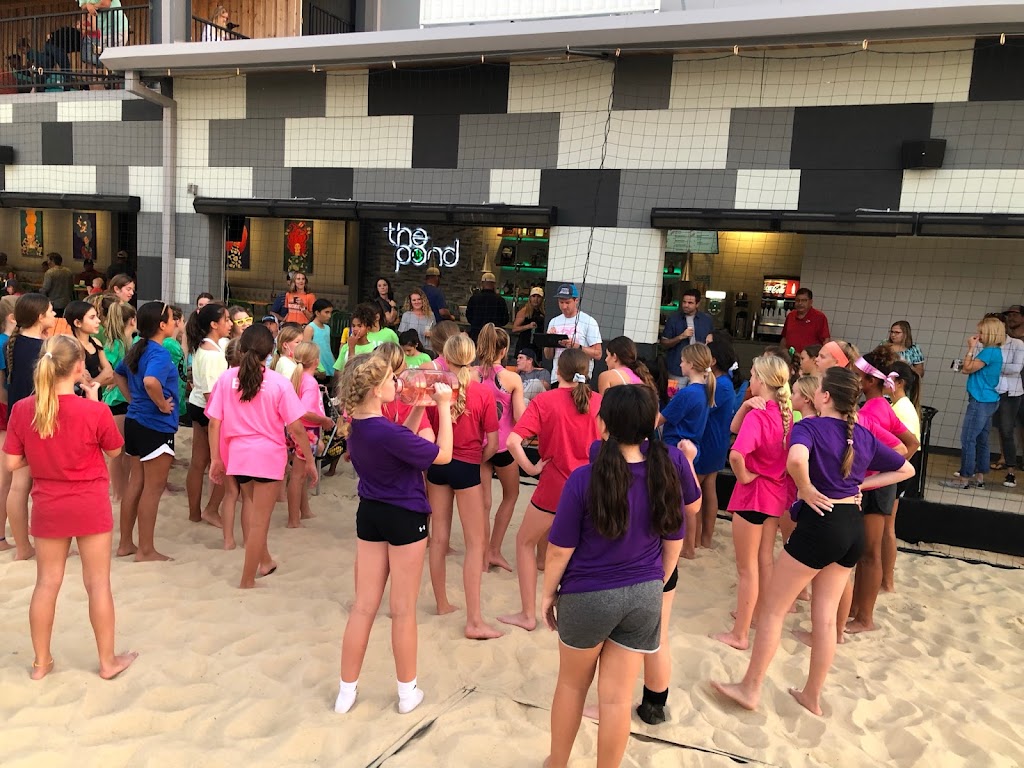 The Pond Restaurant | restaurant | In the back by the pond, 2517 Summit Ave Suite 200, Plano, TX 75074, USA | 9724220576 OR +1 972-422-0576