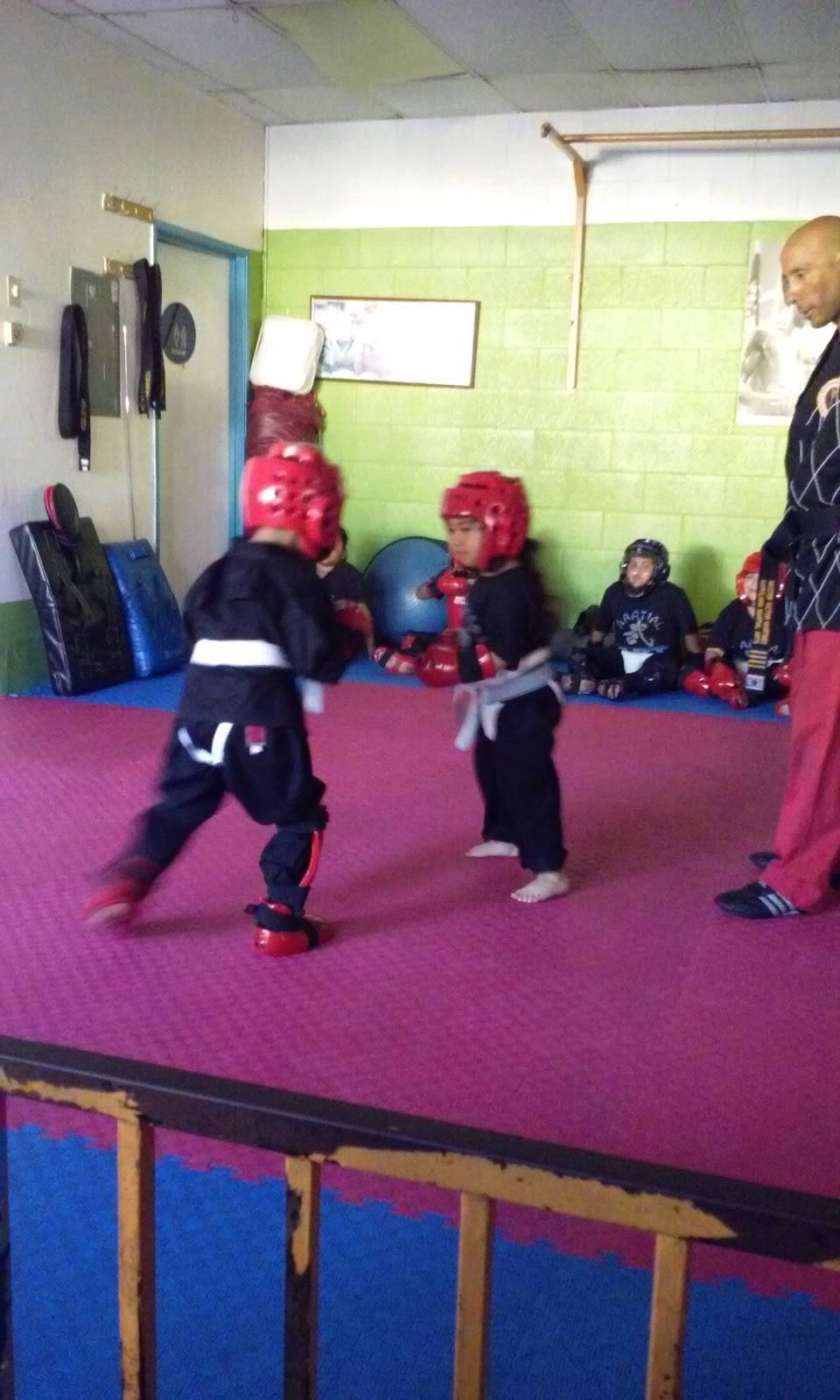 Puerto Guaymas | restaurant | 1159 E Florence Ave, Los Angeles, CA 90001, USA | 3232779508 OR +1 323-277-9508