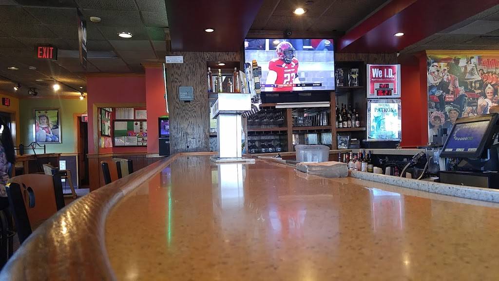 Applebees Grill + Bar | restaurant | 810 S Cockrell Hill Rd, Duncanville, TX 75137, USA | 9722838799 OR +1 972-283-8799