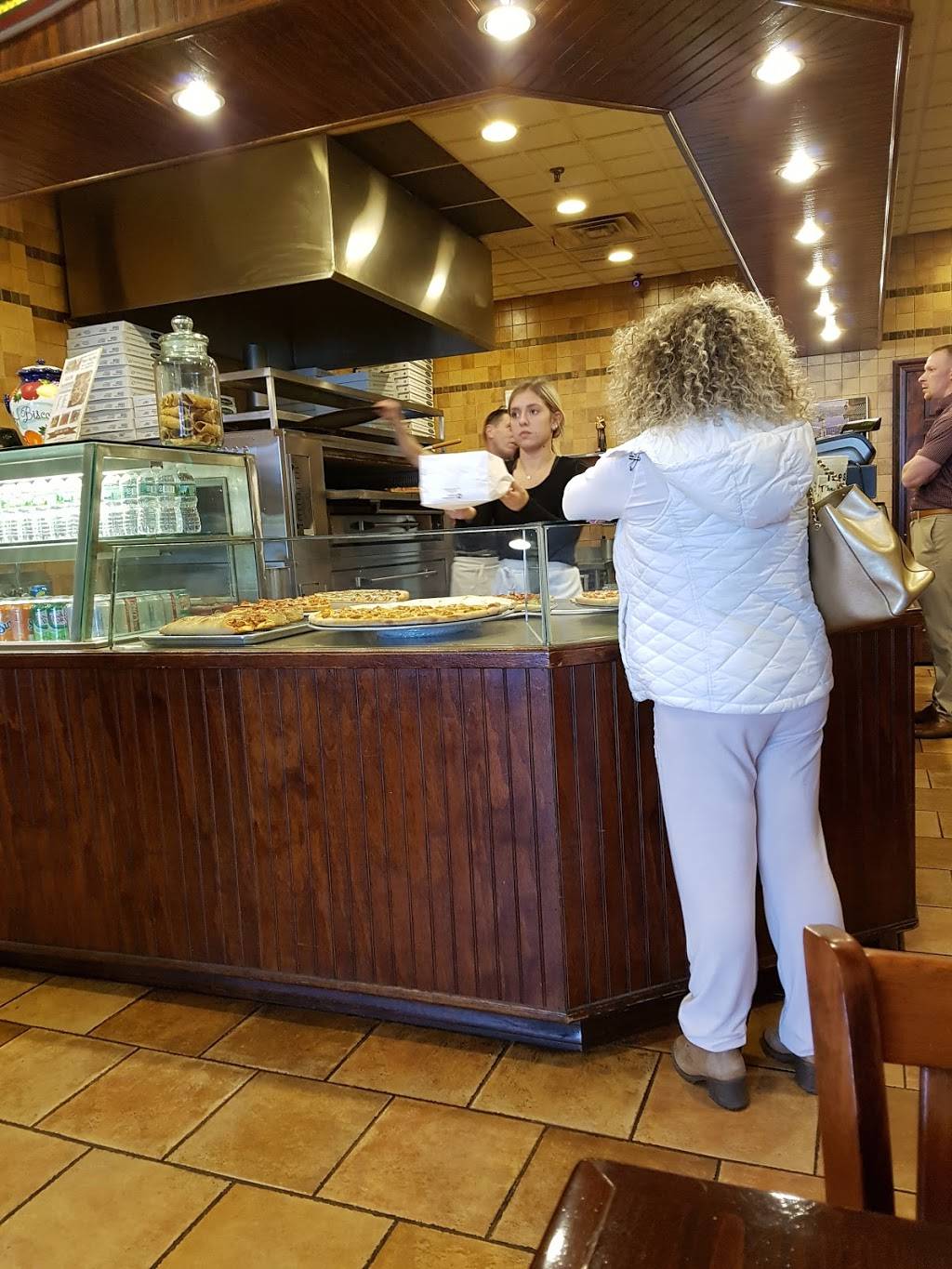 Sal Anthonys II | restaurant | 980 Middle Country Rd, Selden, NY 11784, USA | 6314511470 OR +1 631-451-1470