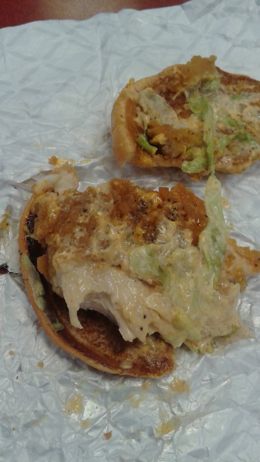 KFC | meal delivery | 3049 Jefferson Dr, Brockville, ON K6V 6N7, Canada | 6133421204 OR +1 613-342-1204