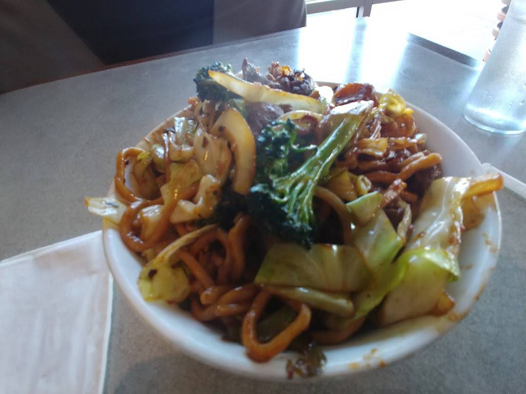 GK Mongolian BBQ | restaurant | 1850 Douglas Blvd #500, Roseville, CA 95661, USA | 9167867712 OR +1 916-786-7712