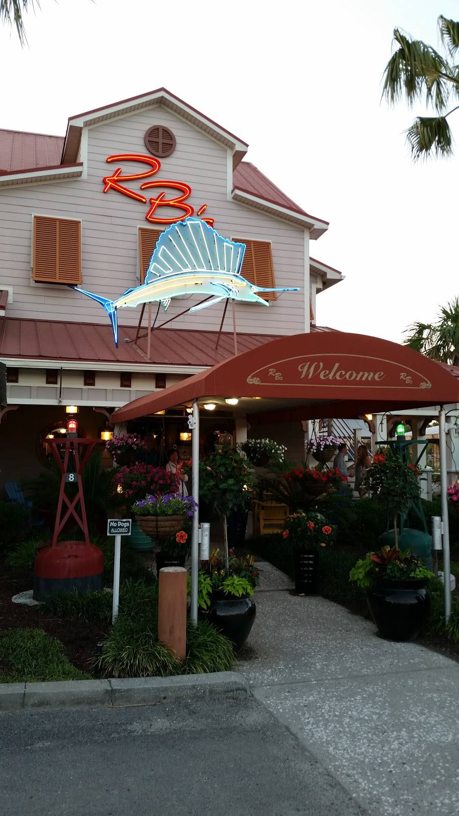 R.B.s Seafood Restaurant | restaurant | 97 Church St, Mt Pleasant, SC 29464, USA | 8438810466 OR +1 843-881-0466