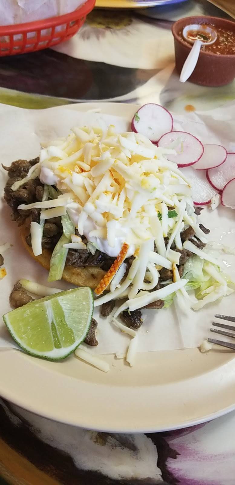 Taqueria Nuevo Jalisco | restaurant | 4011 W Armitage Ave, Chicago, IL 60639, USA | 7734860396 OR +1 773-486-0396