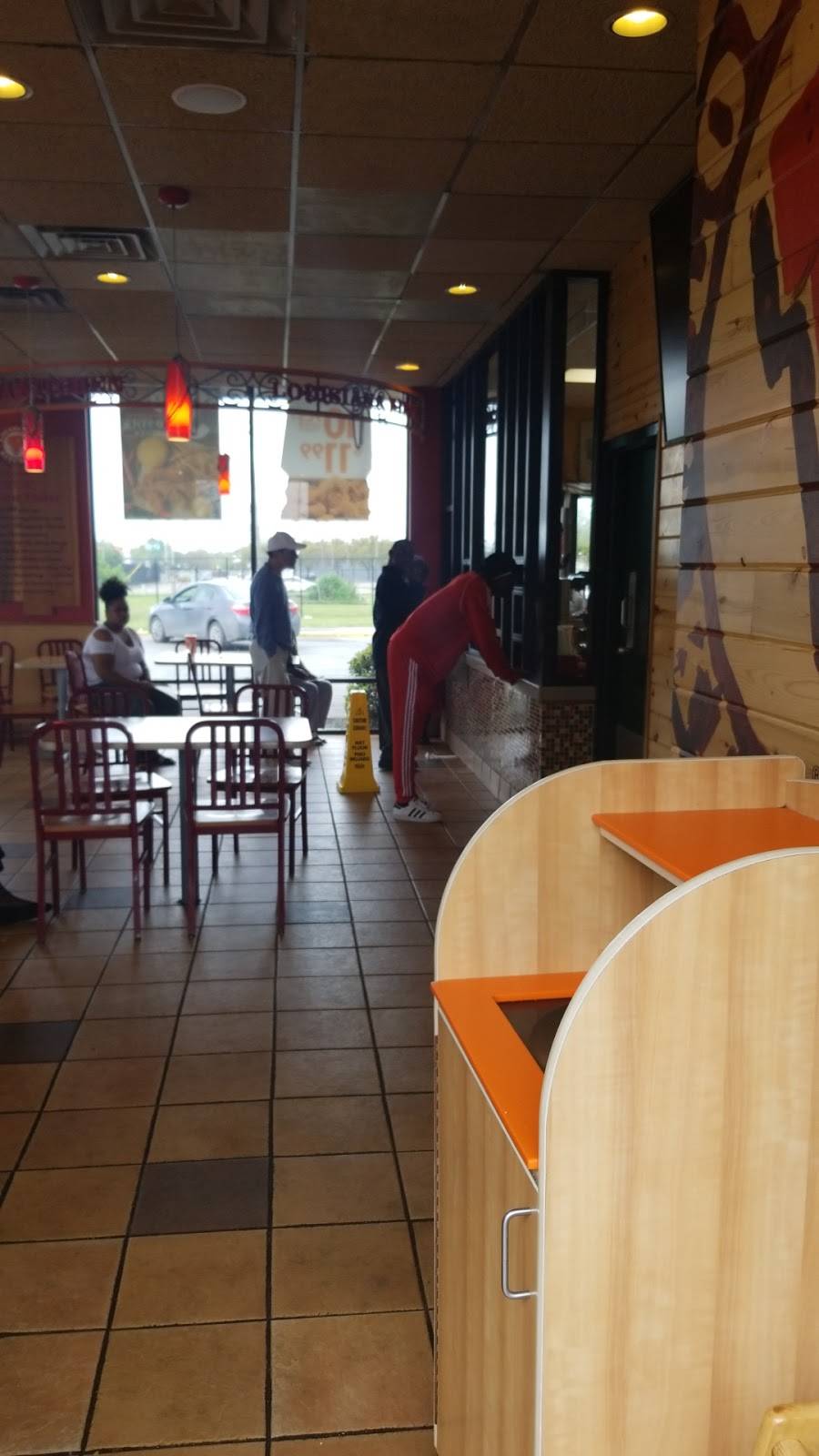 Popeyes Louisiana Kitchen | restaurant | 9222 Cullen Blvd, Houston, TX 77051, USA | 7137335554 OR +1 713-733-5554