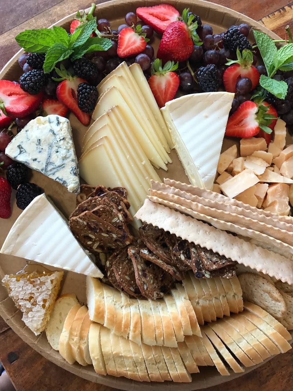 Waters Fine Foods | cafe | 1122 Morena Blvd, San Diego, CA 92110, USA | 6192769336 OR +1 619-276-9336