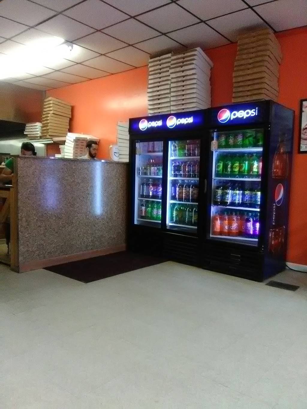 Gavinos Pizzeria | restaurant | 528 Chartiers Ave, McKees Rocks, PA 15136, USA | 4123313700 OR +1 412-331-3700