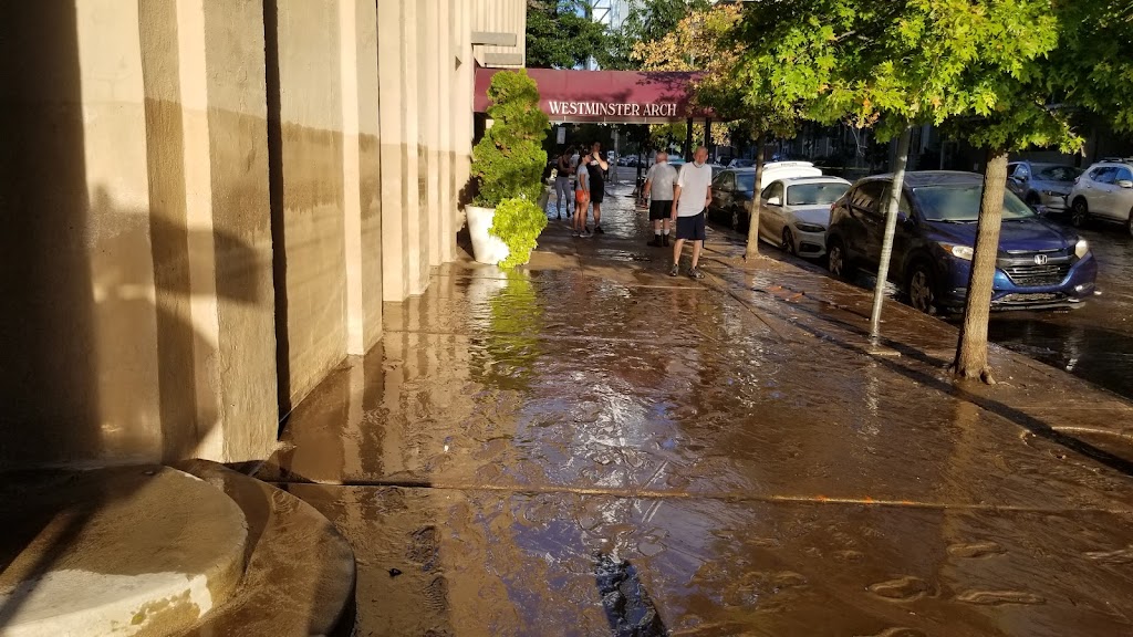 Mission Taqueria @ Giant Riverwalk | restaurant | 60 N 23rd St, Philadelphia, PA 19103, USA | 2156061883 OR +1 215-606-1883