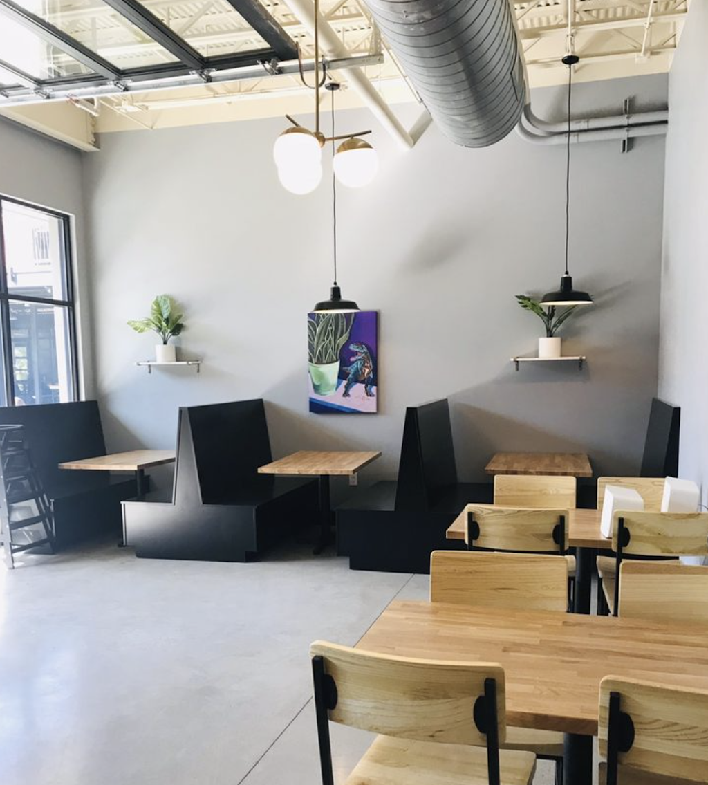 Emmy Squared - Nulu | meal delivery | 825 E Market St, Louisville, KY 40206, USA | 5027855800 OR +1 502-785-5800