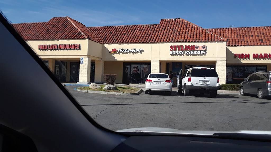 Pizza Hut | restaurant | 260 W Baseline Rd, Rialto, CA 92376, USA | 9098775890 OR +1 909-877-5890