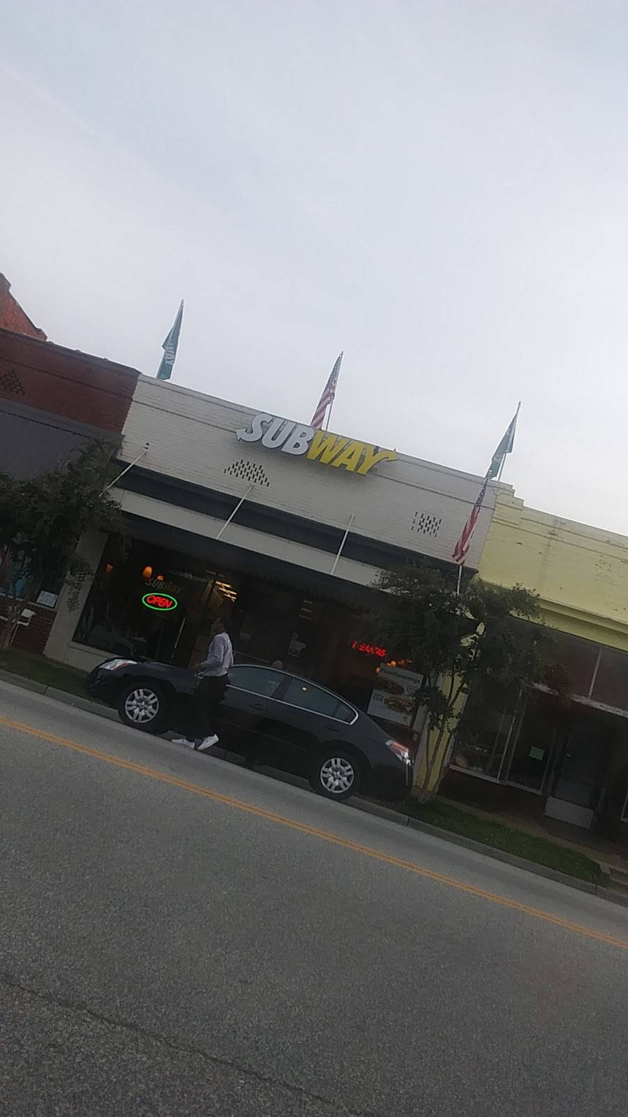 Subway | meal takeaway | 140 King St, Keysville, VA 23947, USA | 4347368599 OR +1 434-736-8599