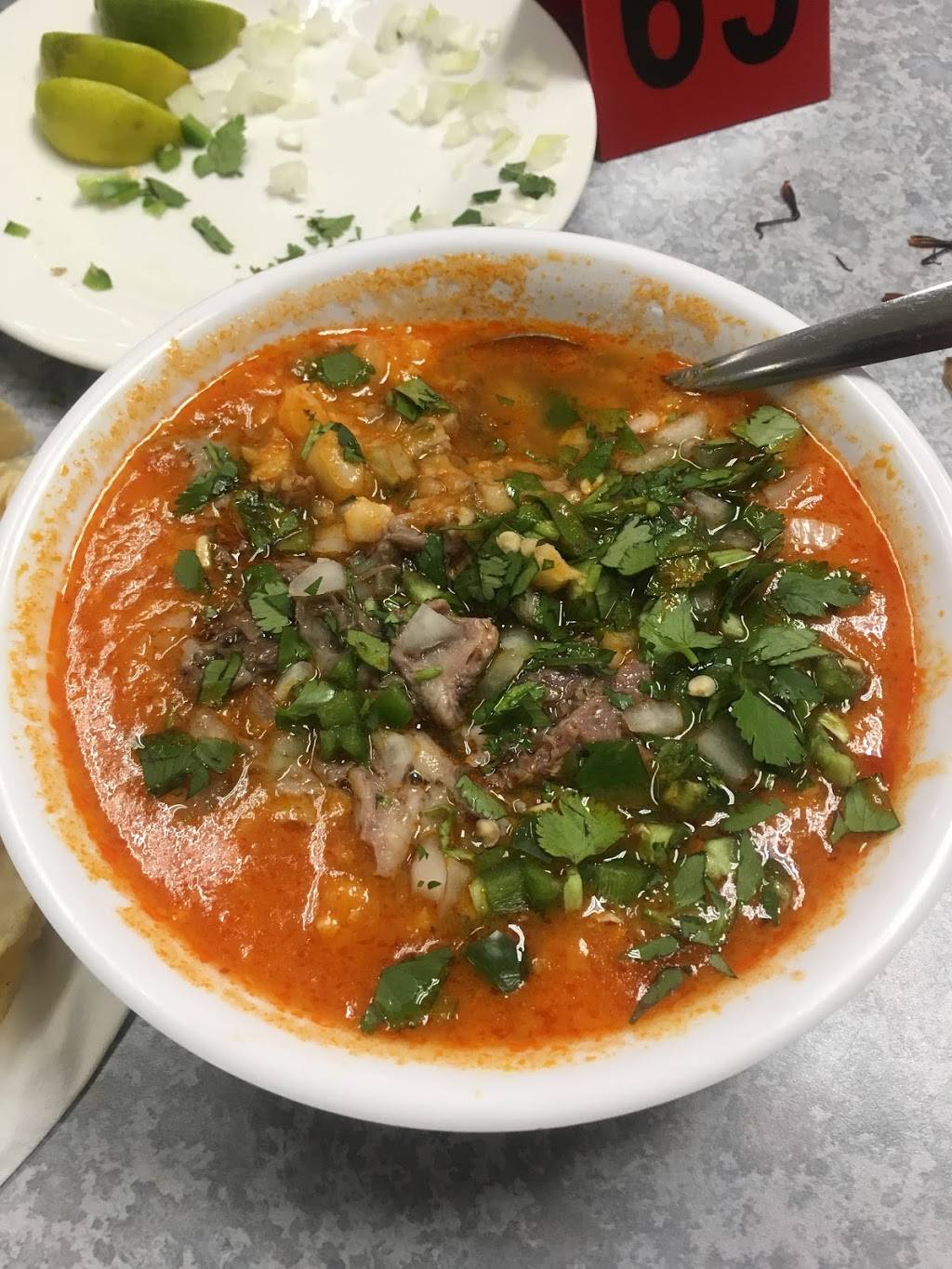 La Salsa Mexican Food | restaurant | 8012 S Tacoma Way, Tacoma, WA 98499, USA | 2069609223 OR +1 206-960-9223