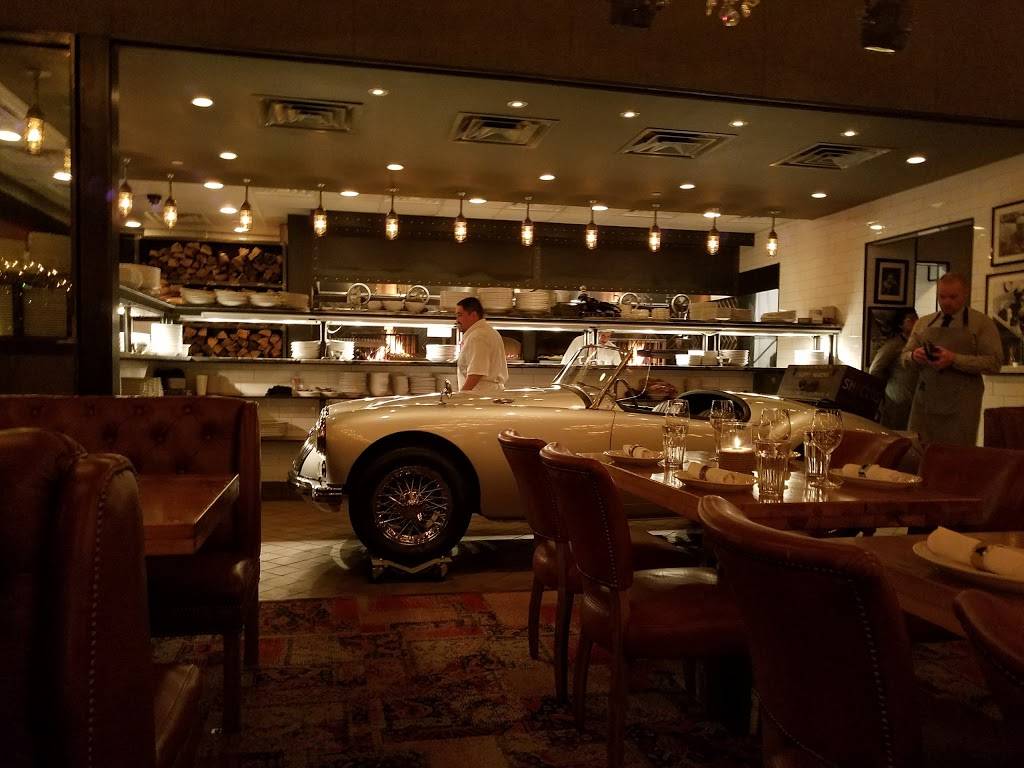 Town Hearth | restaurant | 1617 Market Center Blvd, Dallas, TX 75207, USA | 2147611617 OR +1 214-761-1617