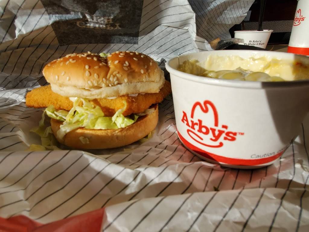 Arbys | meal takeaway | 1147 S Rock Rd, Wichita, KS 67207, USA | 3166843366 OR +1 316-684-3366