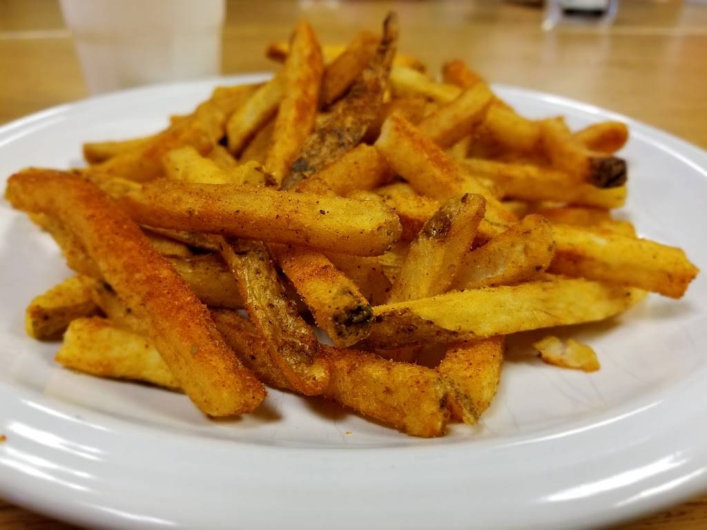 Five Guys | meal takeaway | 2300 S Parker Rd, Denver, CO 80231, USA | 3037517449 OR +1 303-751-7449