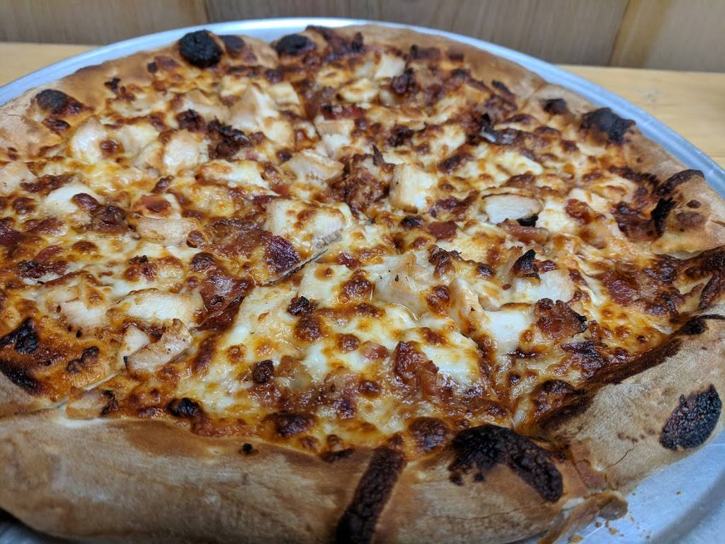 Alphas Home Town Pizza And Pasta | restaurant | 8470 US-42, Florence, KY 41042, USA | 8592826222 OR +1 859-282-6222