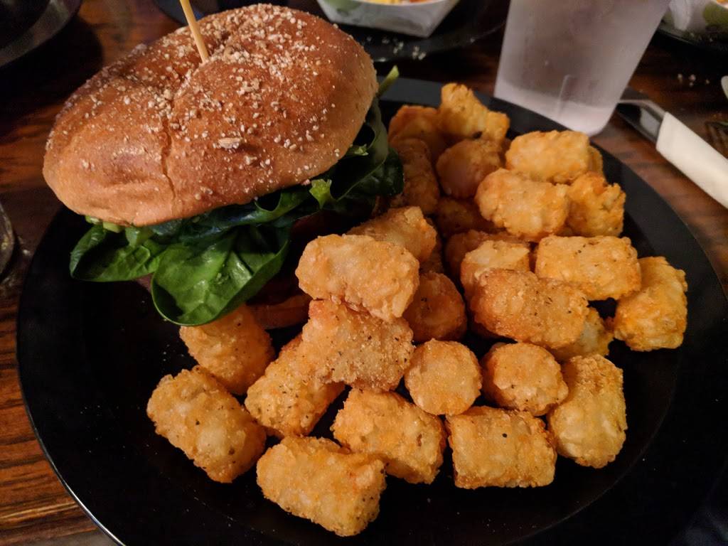 Maxwell’s Eatery | restaurant | 1344 Market St, Redding, CA 96001, USA | 5302477200 OR +1 530-247-7200