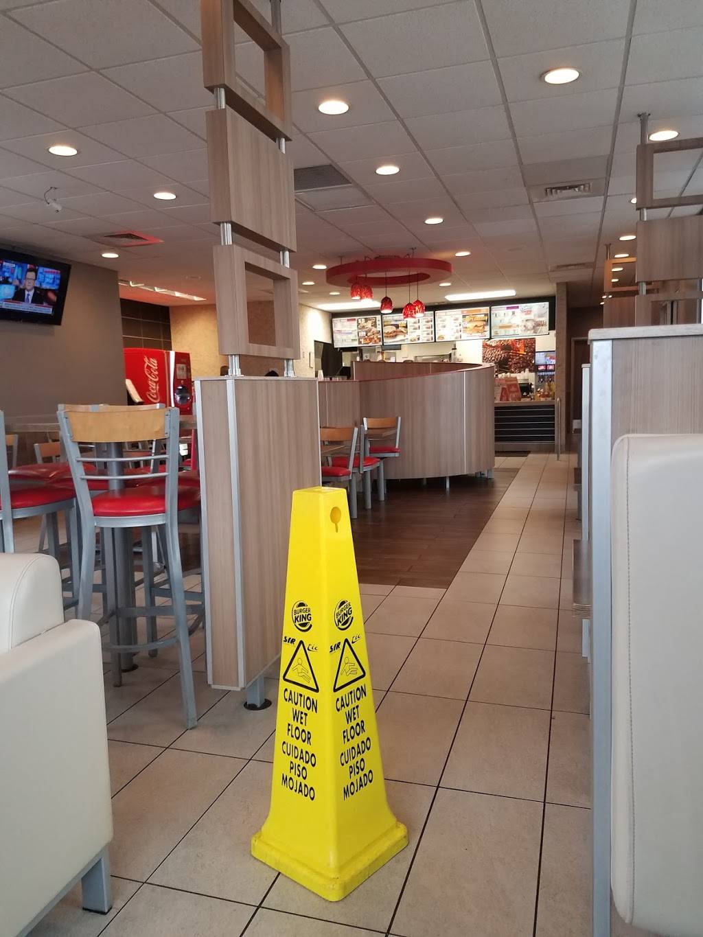 Burger King | restaurant | 2135 E Market St, Harrisonburg, VA 22801, USA | 5404344069 OR +1 540-434-4069