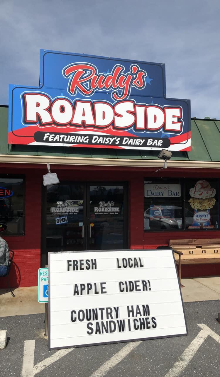 Rudys Roadside | restaurant | 4768 US-211 Suite B, Luray, VA 22835, USA | 5408432515 OR +1 540-843-2515