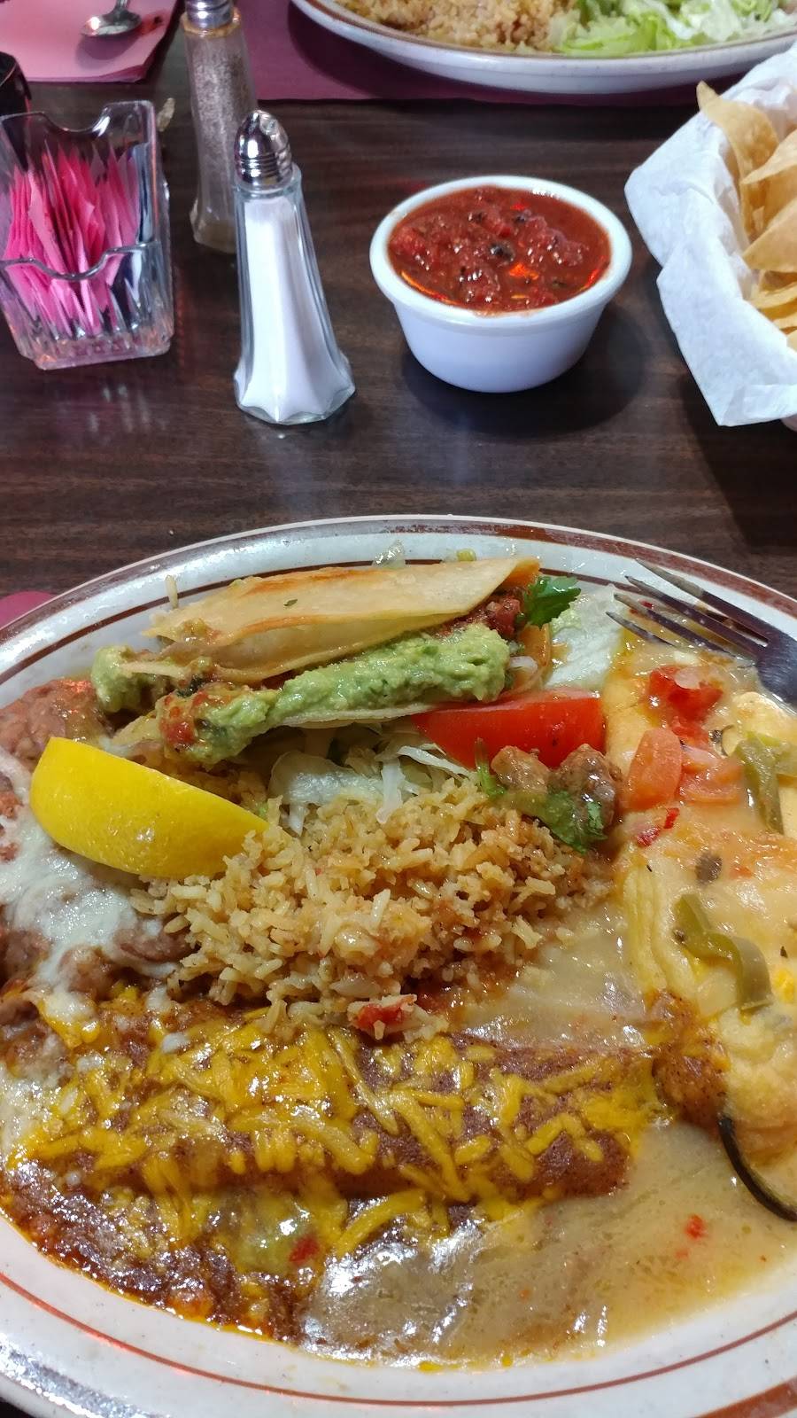 Familia Juarezs Restaurant | restaurant | 617 Paradise Rd, Modesto, CA 95351, USA | 2095227937 OR +1 209-522-7937