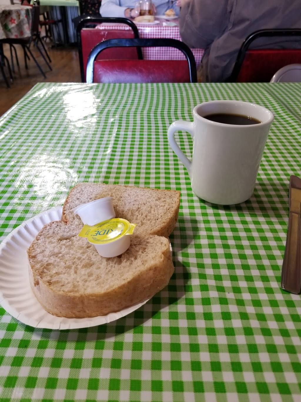 Feed Store Cafe & Catering | restaurant | 316 Main St, Maquon, IL 61458, USA | 3098753010 OR +1 309-875-3010